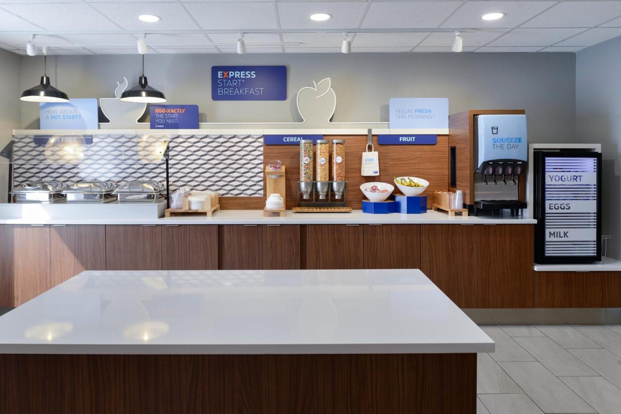 Holiday Inn Express Hotel And Suites Marysville By Ihg Exteriör bild